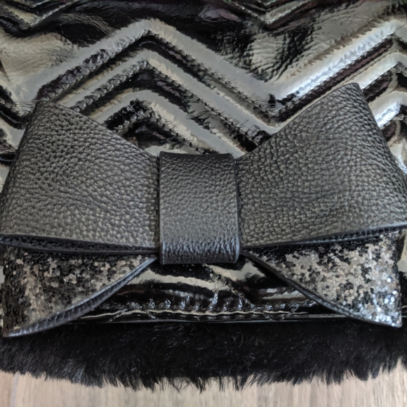Betsey Johnson Black Faux Leather & Fur Purse - Picture 3 of 11
